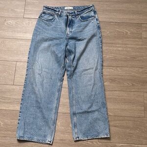 Abercrombie & Fitch The Loose High Rise Light Blue Denim Jeans (6 short)